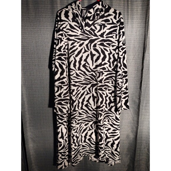 Cardigan - Picture 2 of 6